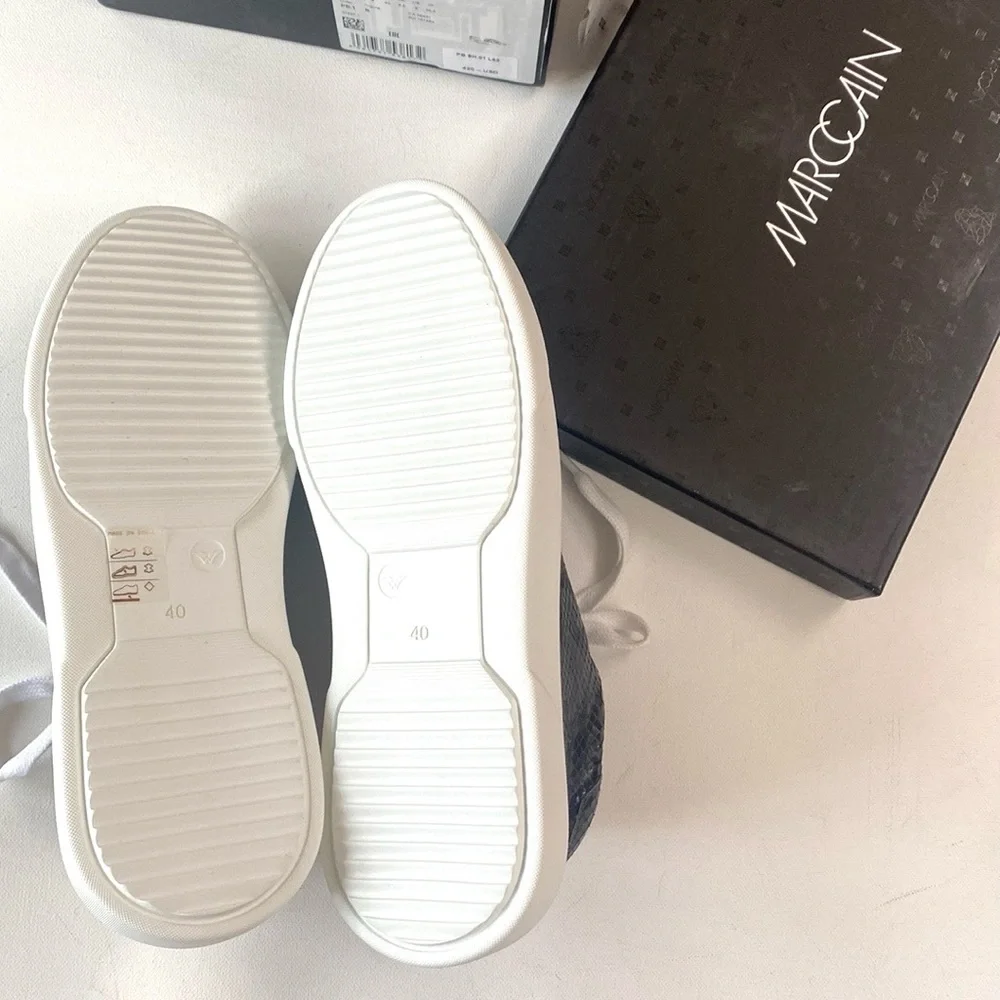 (LGSF) Marc Cain Article Sneaker Black Snake Skin, Size 9, New in Box